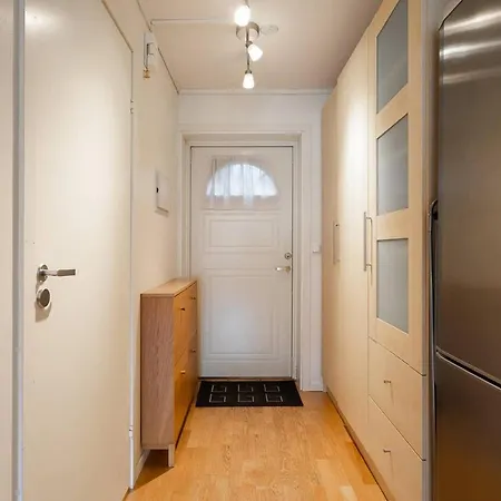 Comfy Central Apt, In Lovely Neighborhood. Nv2 شقة *