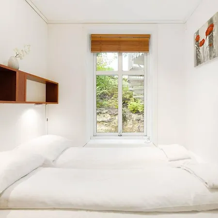 Comfy Central Apt, In Lovely Neighborhood. Nv2 شقة *